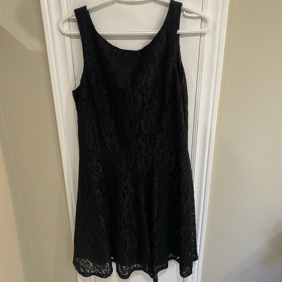 Formal Lace Black Dress - Picture 1 of 3